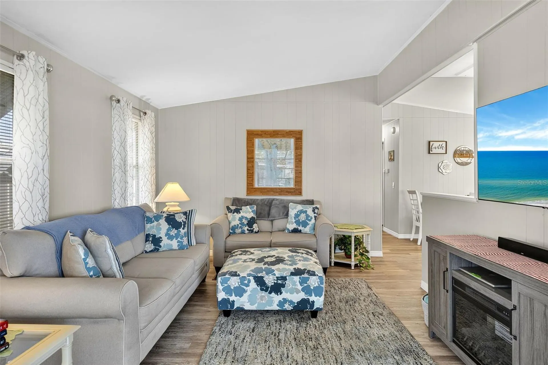 317 Estrada North Port FL 34287