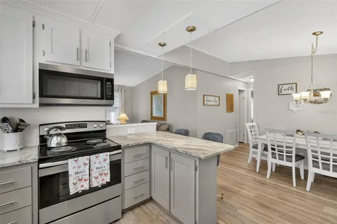 317 Estrada North Port FL 34287