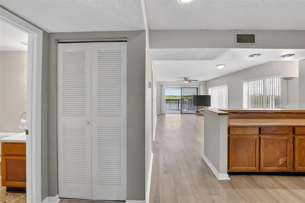 813 Bahia Del Sol Drive Ruskin FL 33570