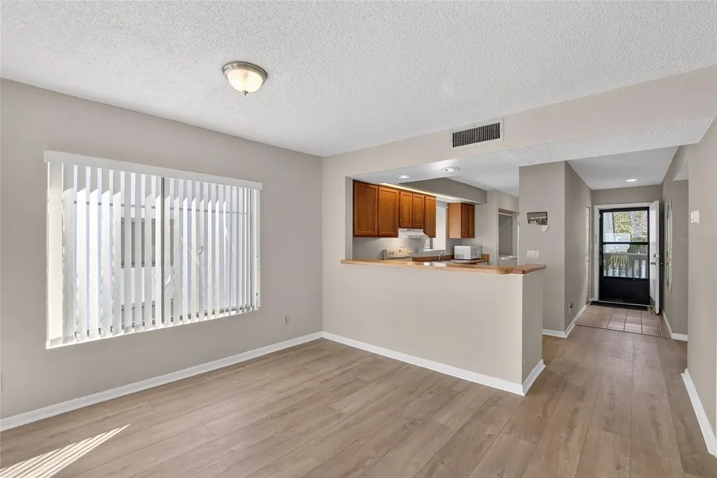 813 Bahia Del Sol Drive Ruskin FL 33570