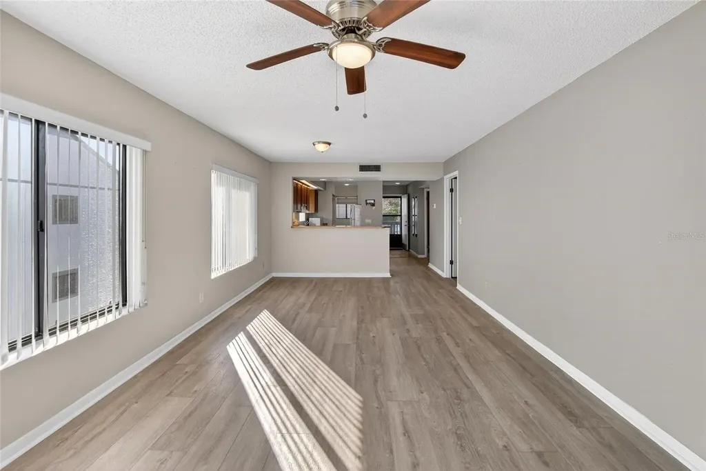 813 Bahia Del Sol Drive Ruskin FL 33570