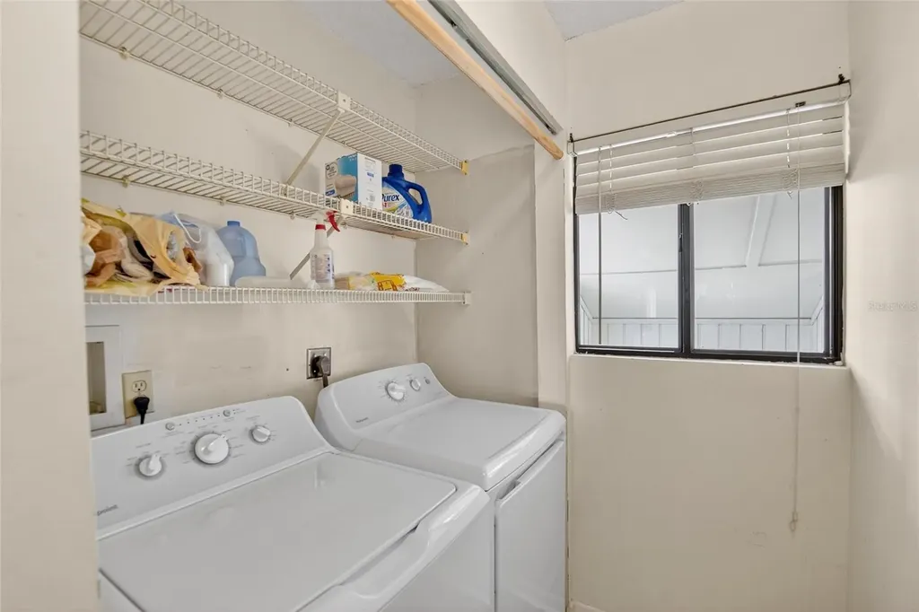 813 Bahia Del Sol Drive Ruskin FL 33570