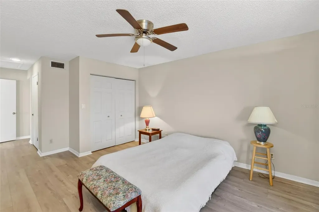 813 Bahia Del Sol Drive Ruskin FL 33570