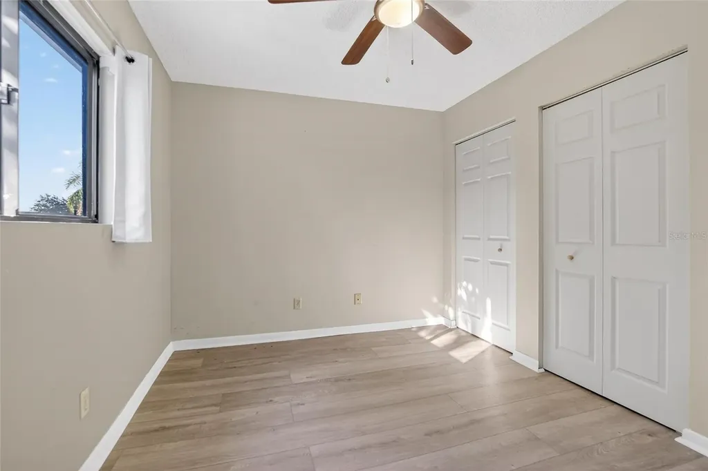 813 Bahia Del Sol Drive Ruskin FL 33570