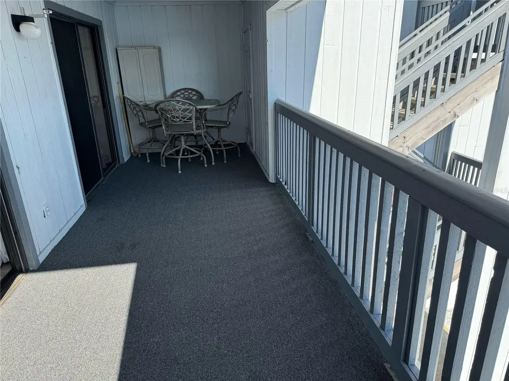 813 Bahia Del Sol Drive Ruskin FL 33570