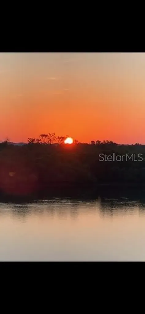 813 Bahia Del Sol Drive Ruskin FL 33570