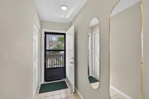 813 Bahia Del Sol Drive Ruskin FL 33570