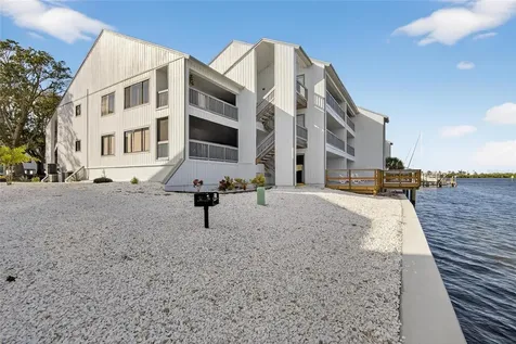 813 Bahia Del Sol Drive Ruskin FL 33570