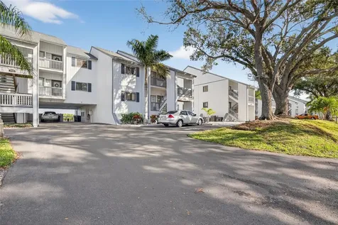813 Bahia Del Sol Drive Ruskin FL 33570
