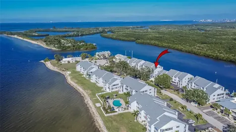 813 Bahia Del Sol Drive Ruskin FL 33570