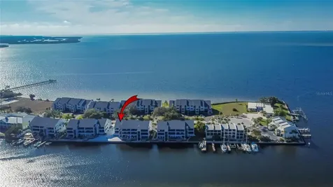 813 Bahia Del Sol Drive Ruskin FL 33570