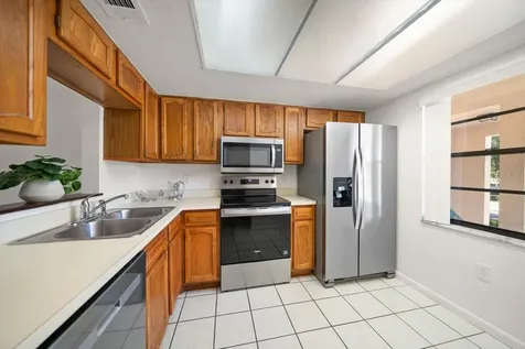 100 Grand Boulevard Tarpon Springs FL 34689