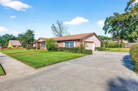 37821 Willingham Avenue Dade City FL 33525