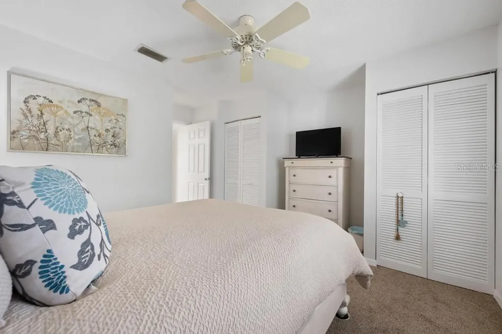 6101 W 34th Street W Bradenton FL 34210