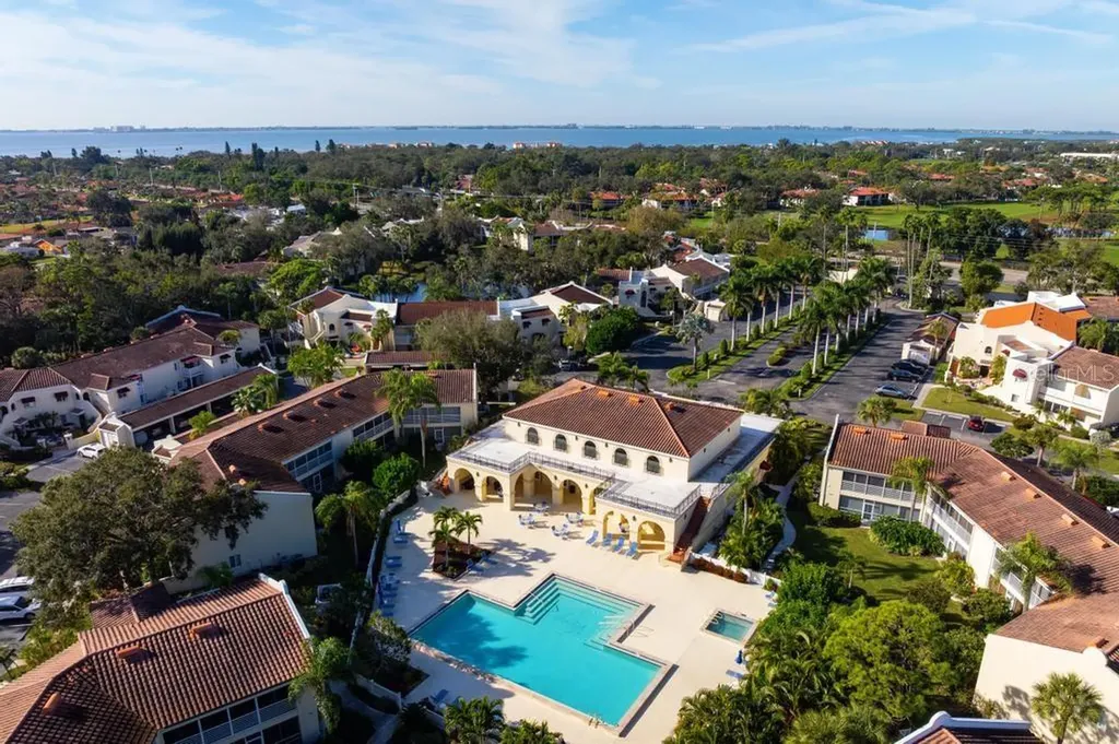 6101 W 34th Street W Bradenton FL 34210