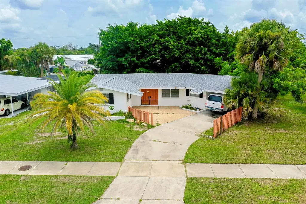 114 Venice East Boulevard Venice FL 34293