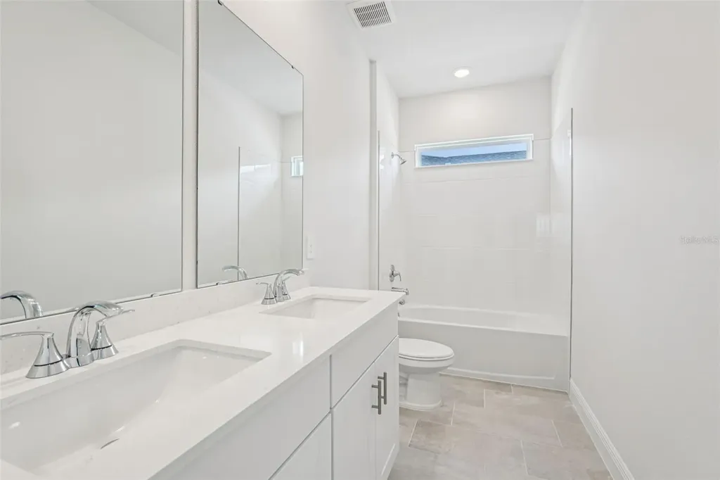 2154 Wildberry Way Minneola FL 34715