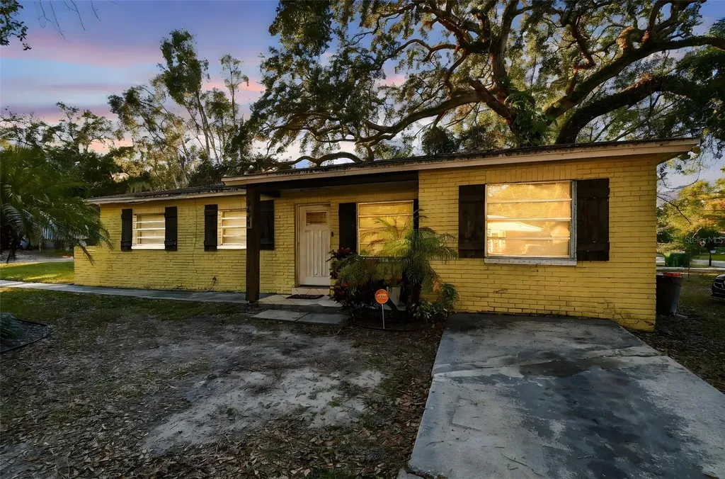 3624 E Fern Street Tampa FL 33610
