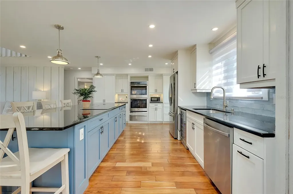 1089 Bayshore Drive Englewood FL 34223