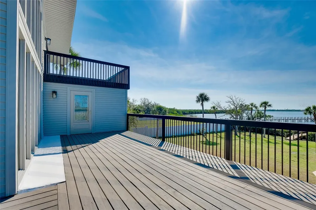 1089 Bayshore Drive Englewood FL 34223