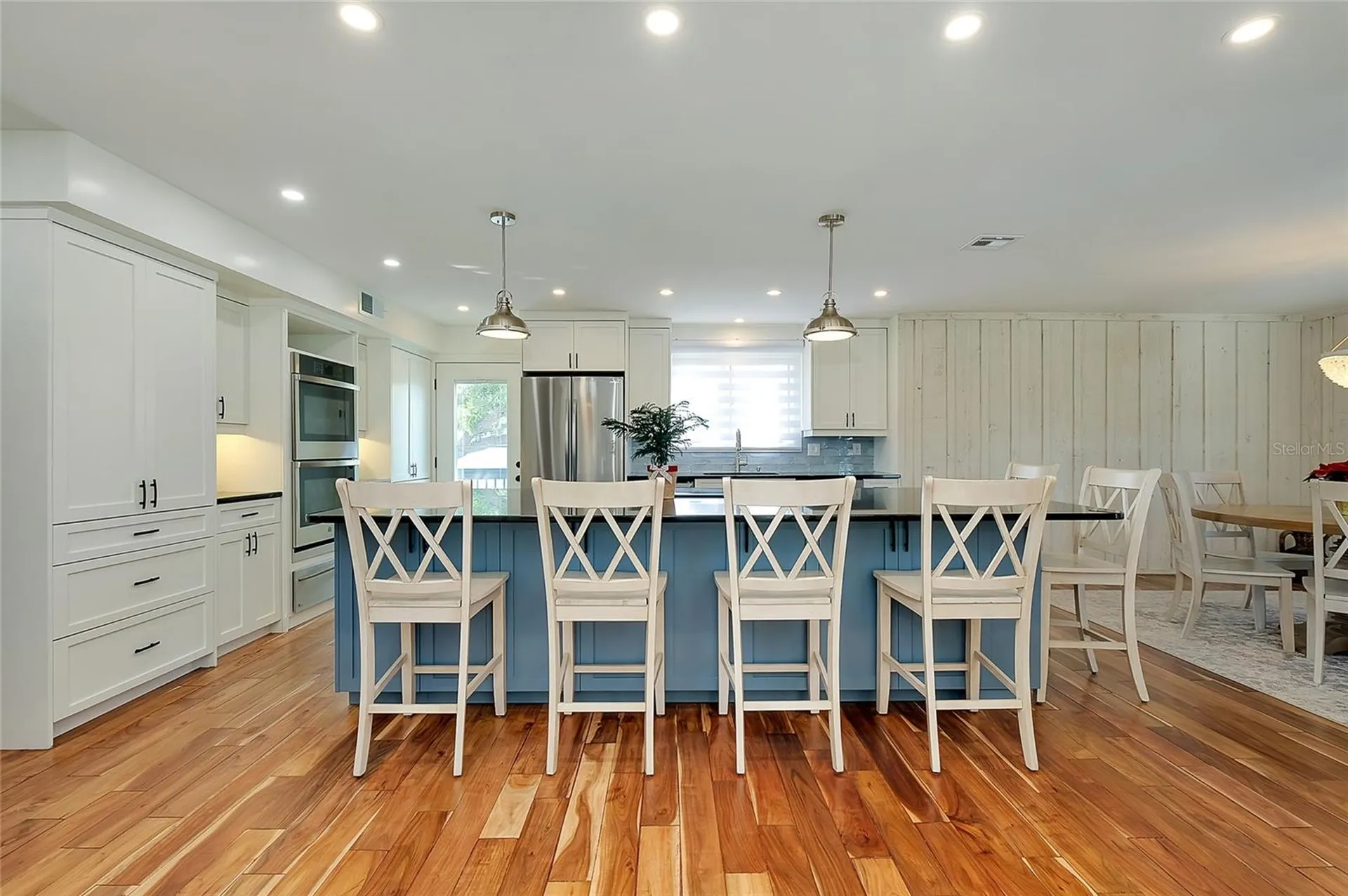 1089 Bayshore Drive Englewood FL 34223