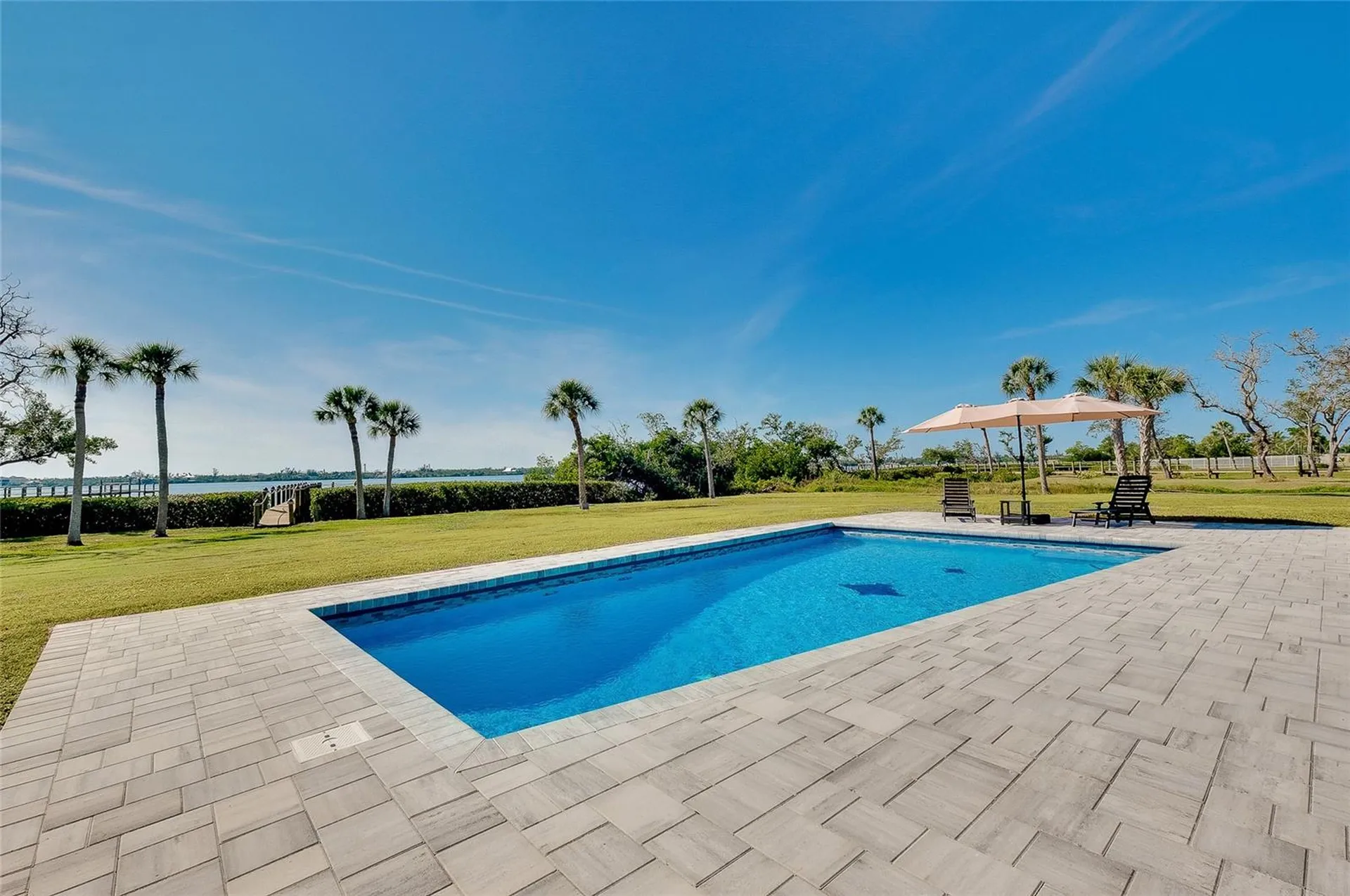 1089 Bayshore Drive Englewood FL 34223