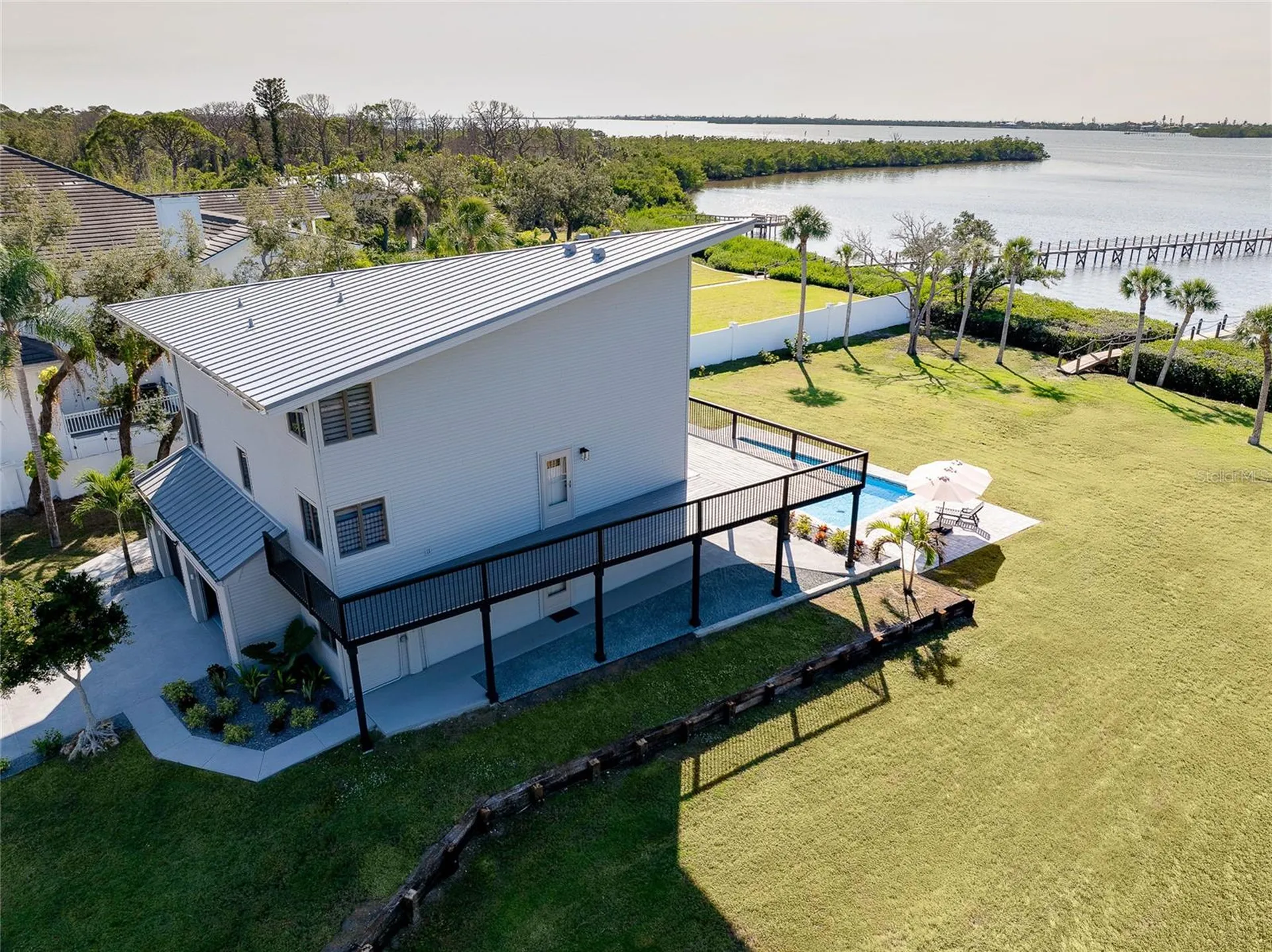 1089 Bayshore Drive Englewood FL 34223