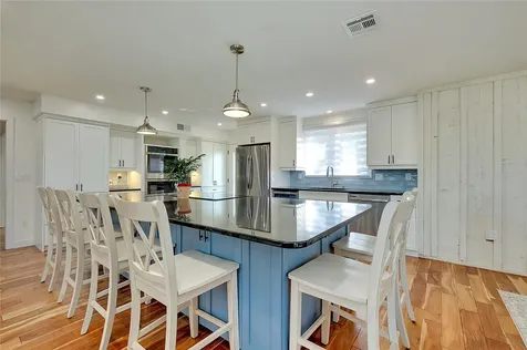 1089 Bayshore Drive Englewood FL 34223