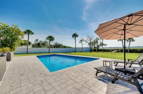 1089 Bayshore Drive Englewood FL 34223
