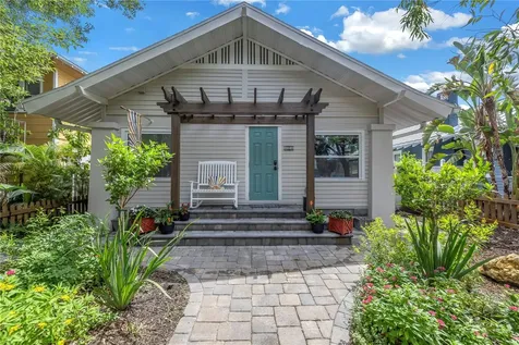 236 9th Avenue NE St Petersburg FL 33701