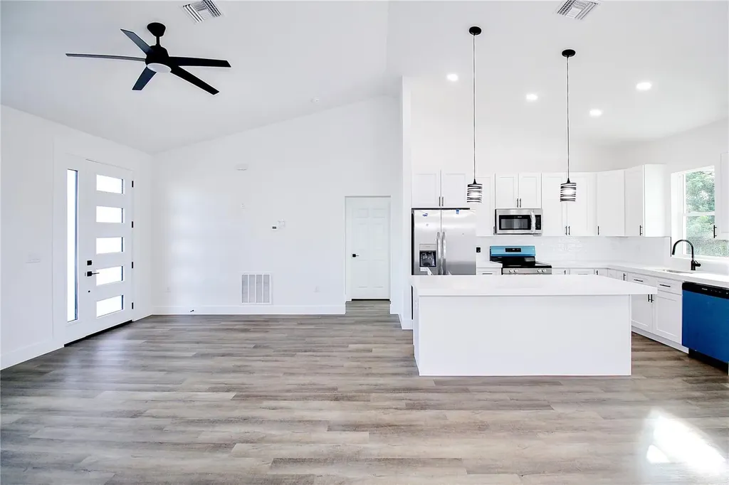 2313 N Olivia Drive Avon Park FL 33825