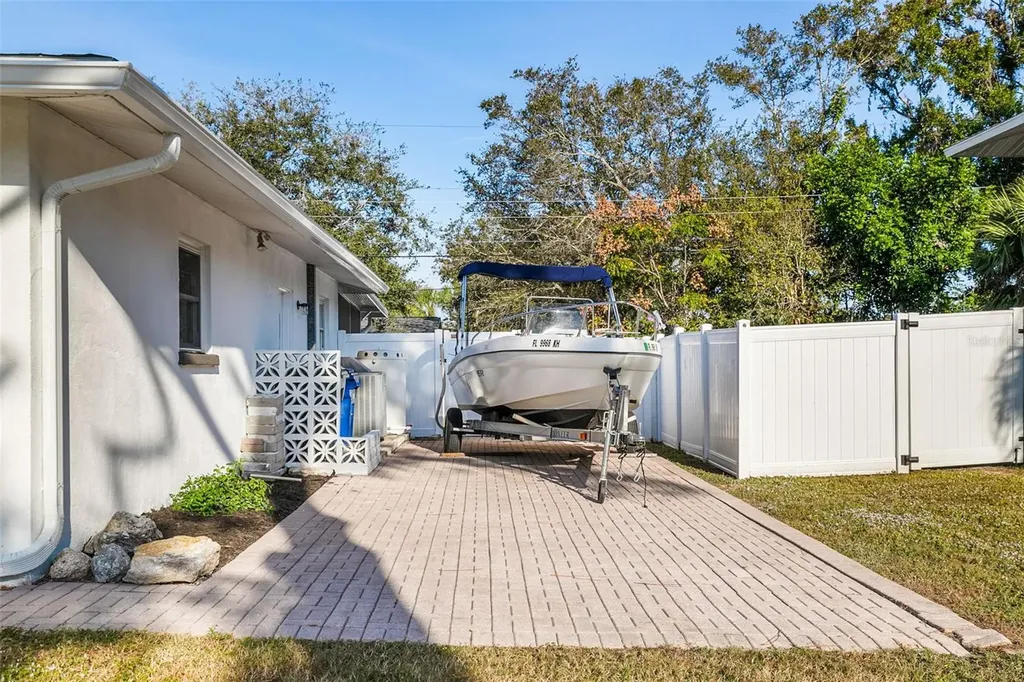 354 Burke Road Venice FL 34293