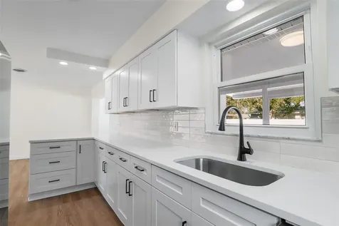 354 Burke Road Venice FL 34293