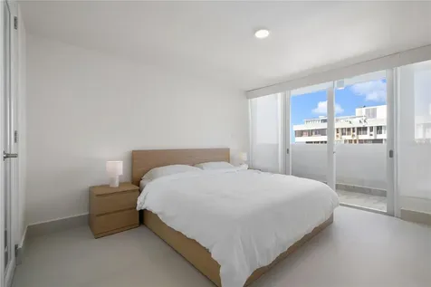 4123 Isla Verde Ave, Waldorf Tower Carolina PR 00979