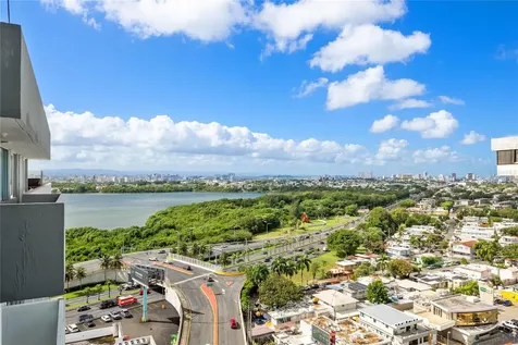 4123 Isla Verde Ave, Waldorf Tower Carolina PR 00979