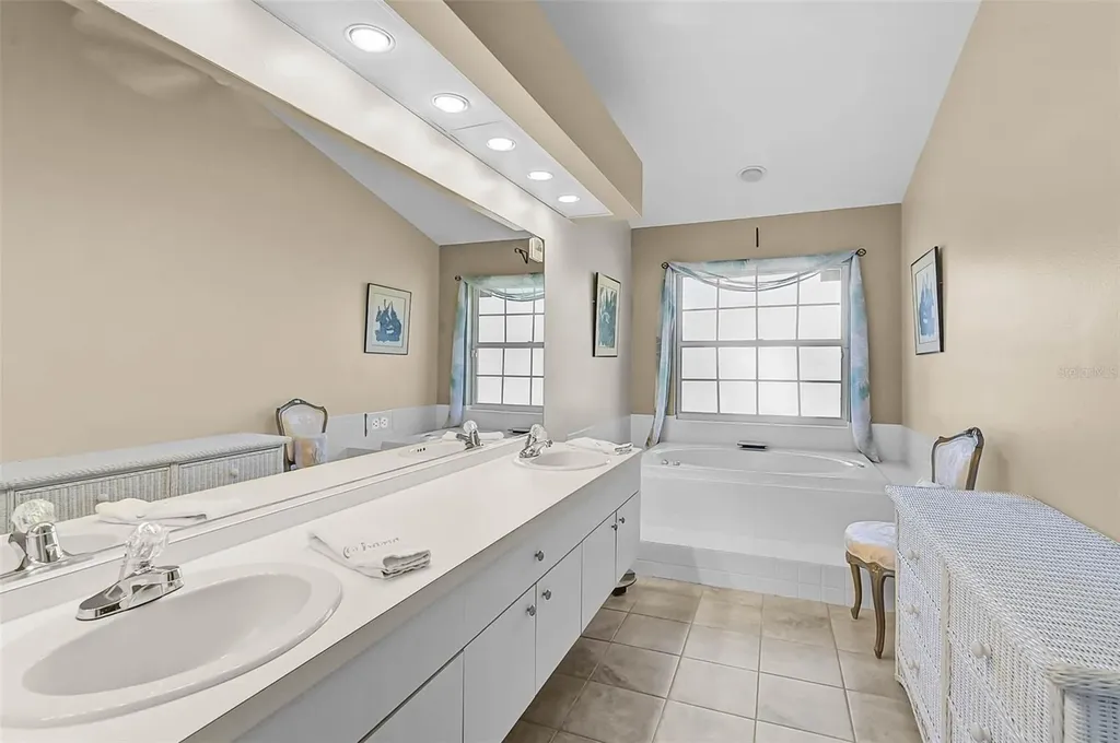 4041 Murfield Drive E Bradenton FL 34203