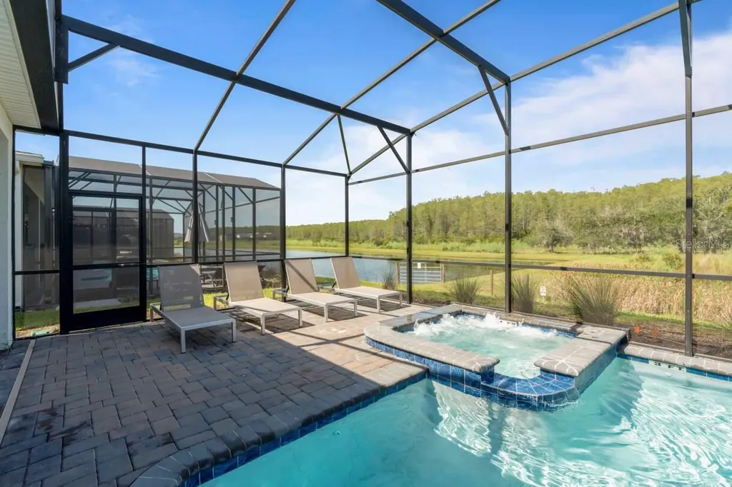 2924 Penelope Loop Kissimmee FL 34746