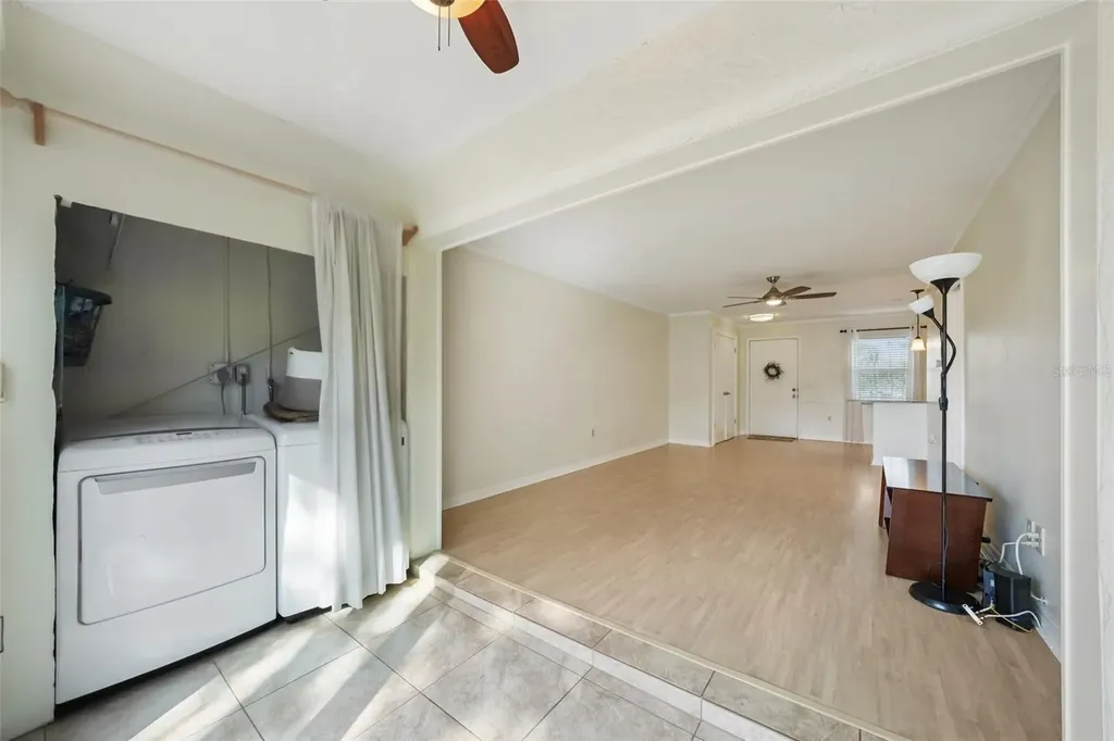 404 Cordova Green Seminole FL 33777