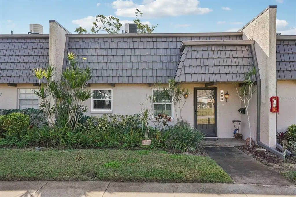 404 Cordova Green Seminole FL 33777
