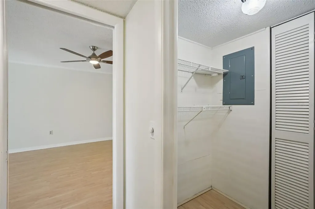 404 Cordova Green Seminole FL 33777
