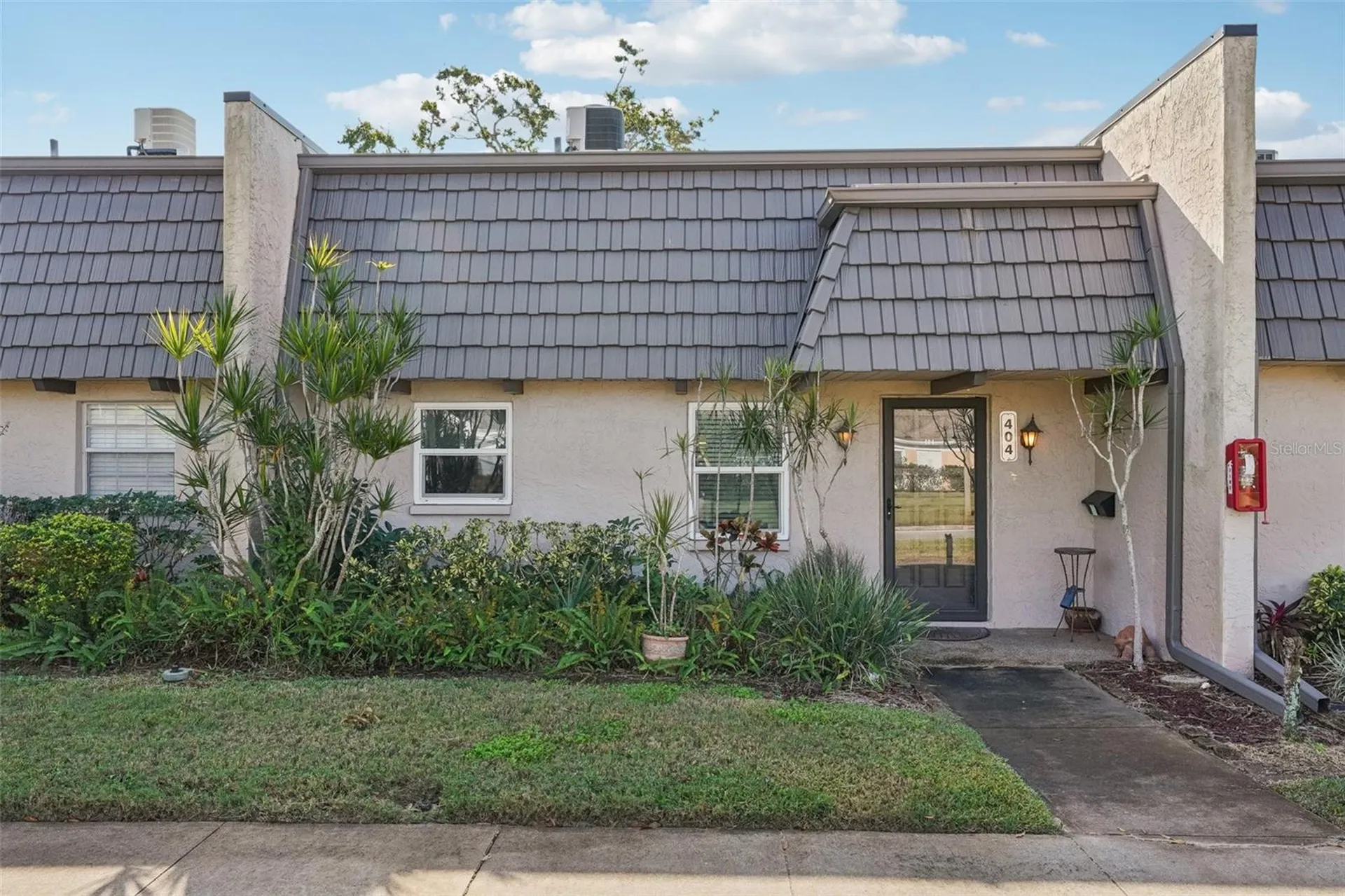 404 Cordova Green Seminole FL 33777