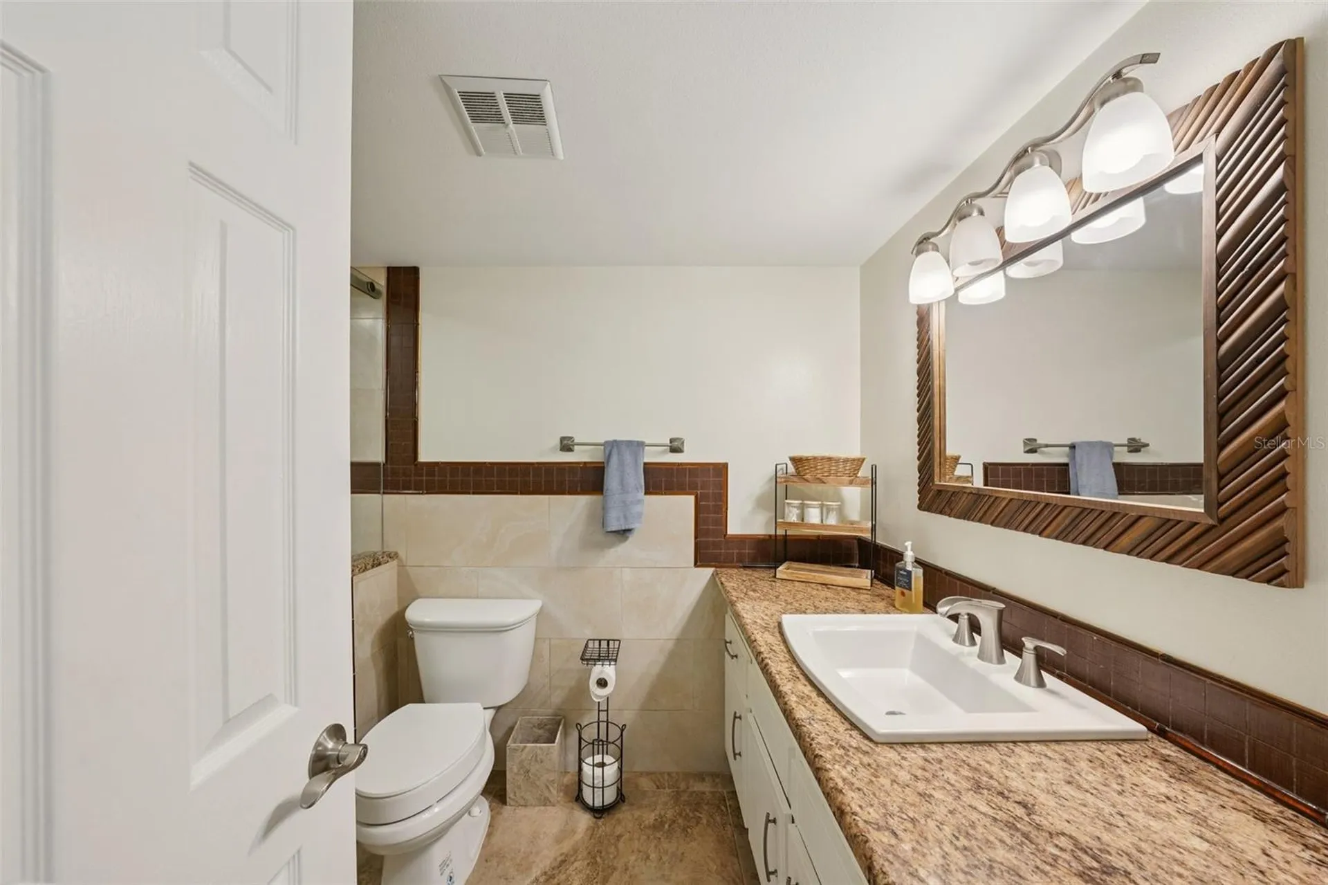 404 Cordova Green Seminole FL 33777