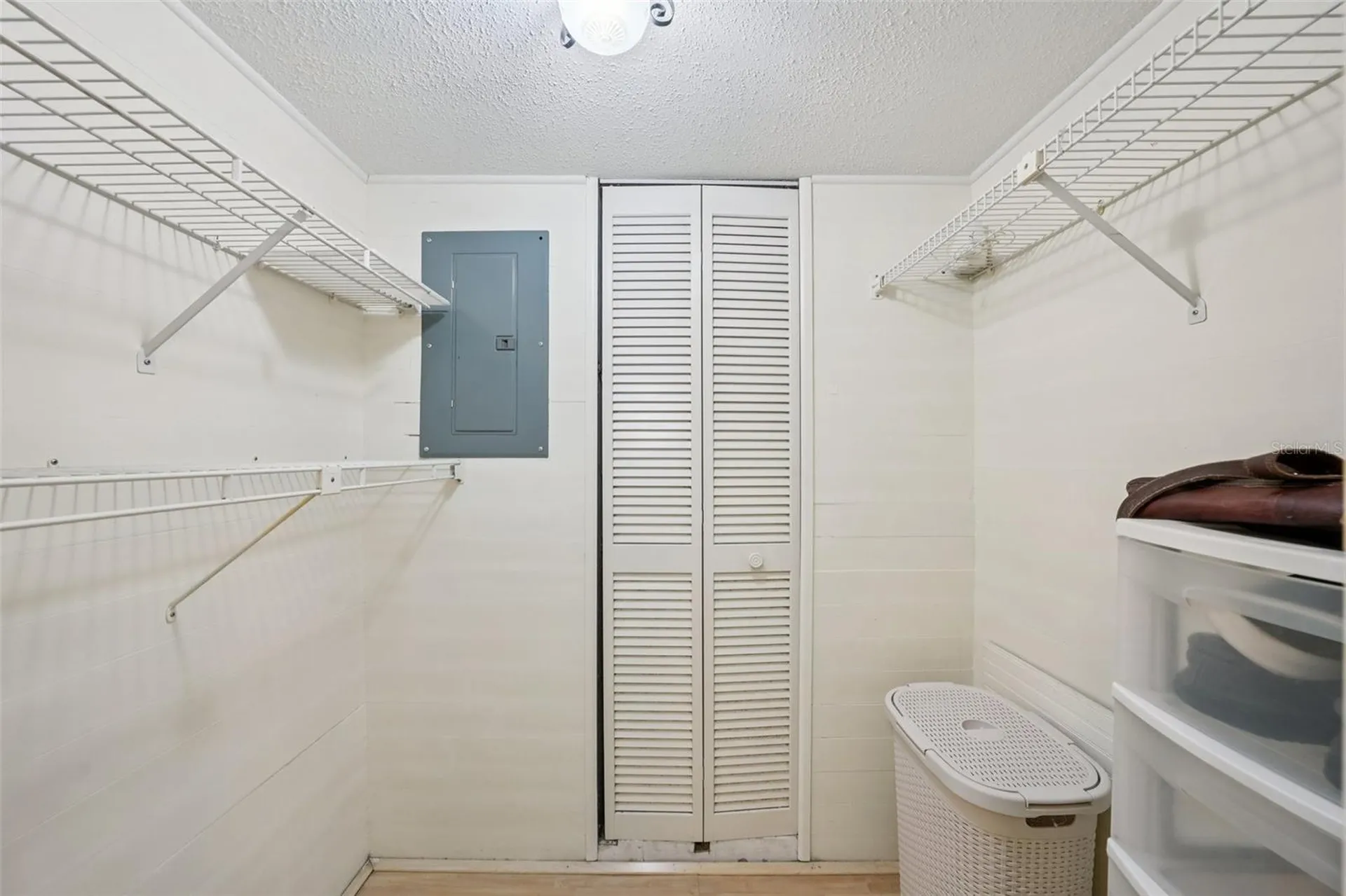 404 Cordova Green Seminole FL 33777