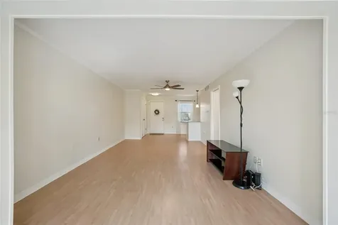 404 Cordova Green Seminole FL 33777