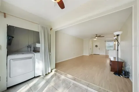 404 Cordova Green Seminole FL 33777
