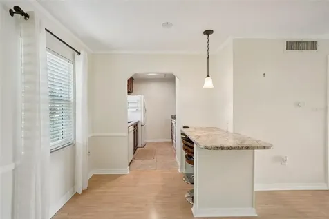 404 Cordova Green Seminole FL 33777