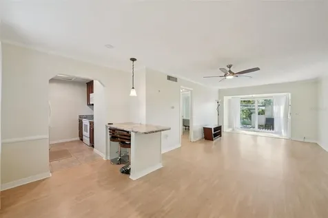 404 Cordova Green Seminole FL 33777
