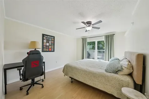 404 Cordova Green Seminole FL 33777