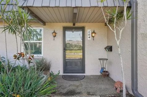 404 Cordova Green Seminole FL 33777