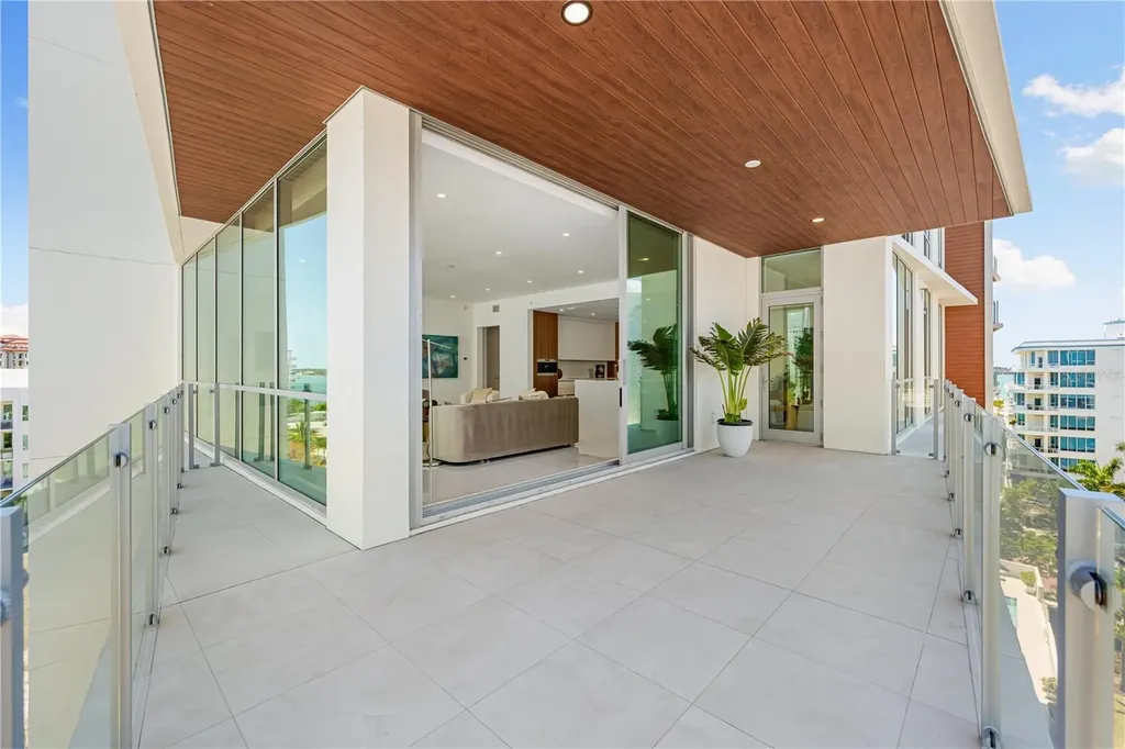 111 Golden Gate Sarasota FL 34236